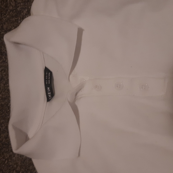 Women's cropped white top - Picture 2 of 3